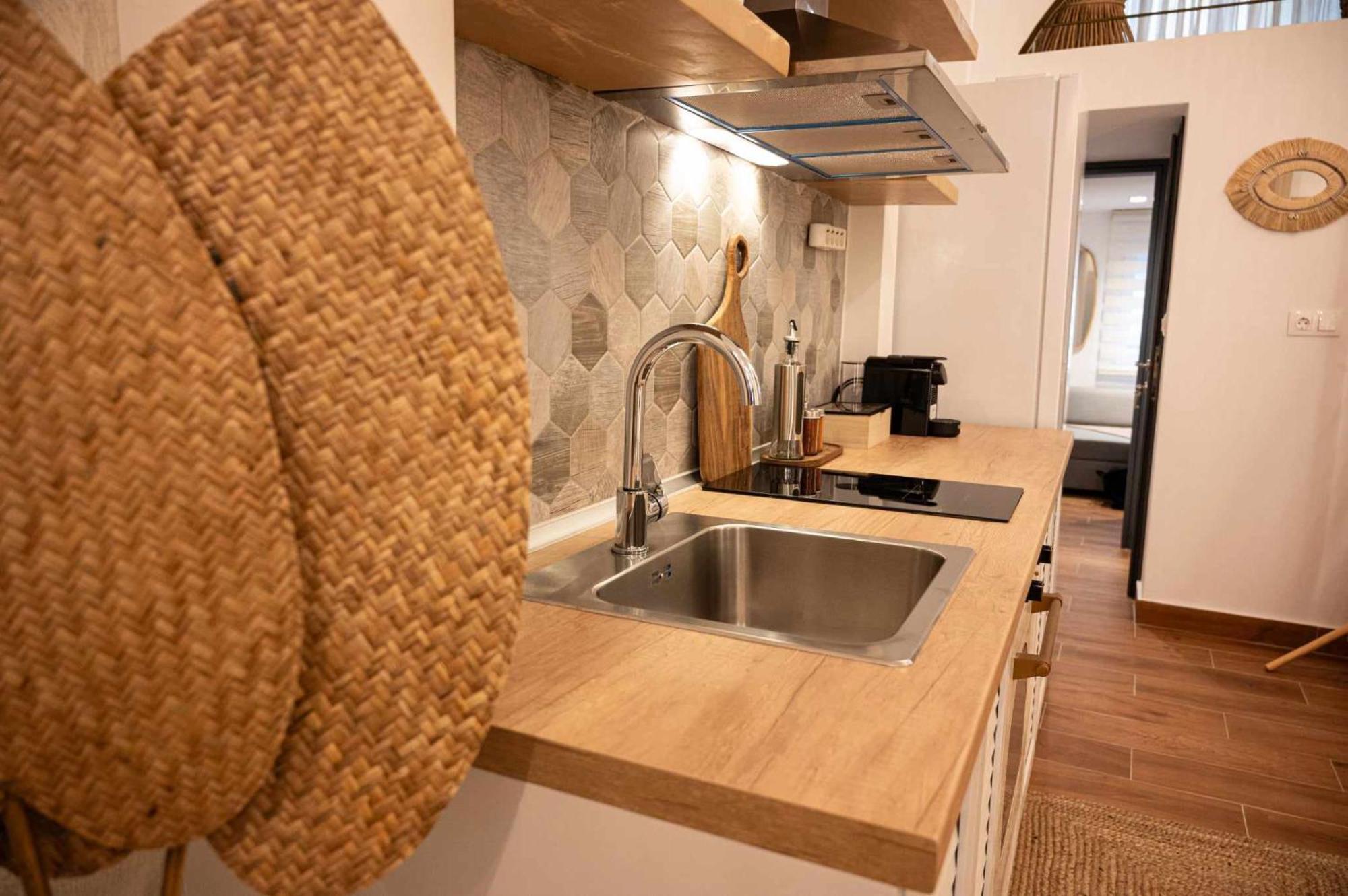 Appartamento Namaste Lofts Near Seaside Salonicco Esterno foto