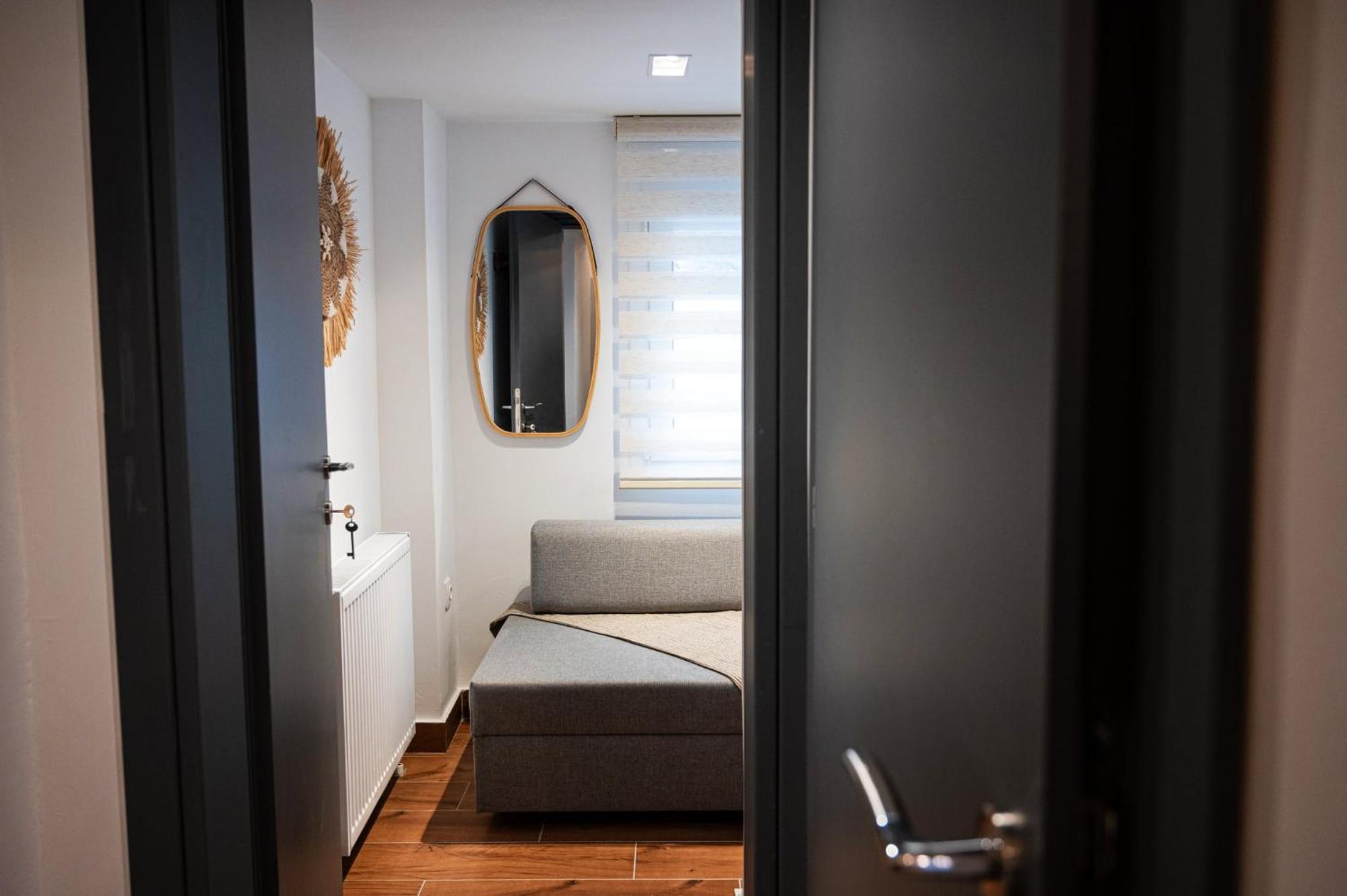 Appartamento Namaste Lofts Near Seaside Salonicco Esterno foto