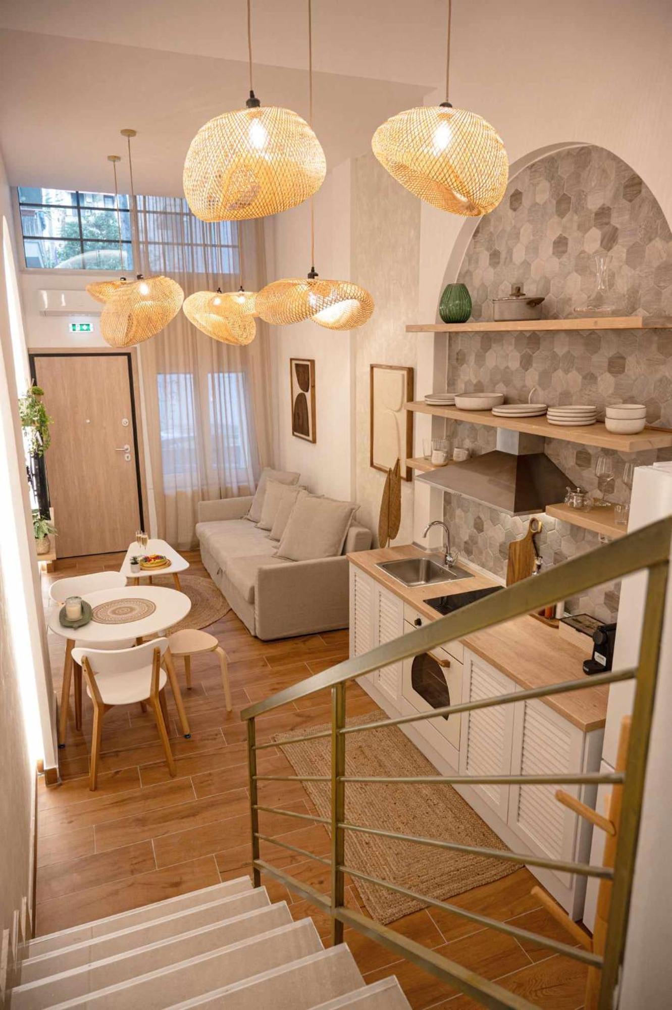 Appartamento Namaste Lofts Near Seaside Salonicco Esterno foto